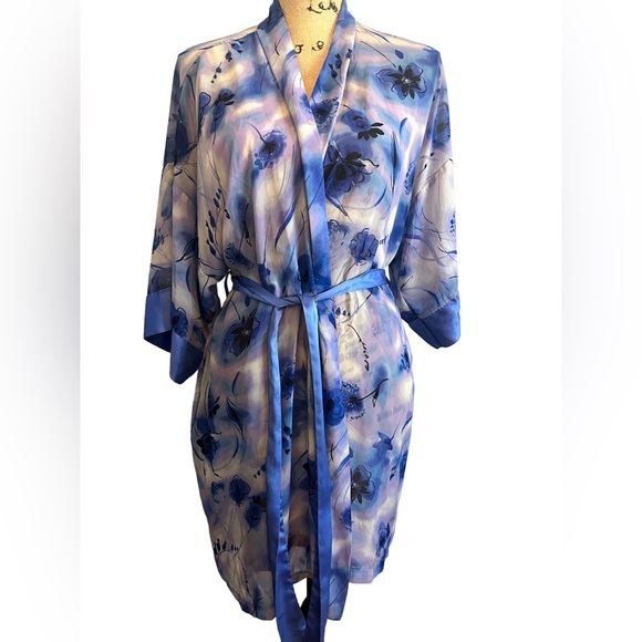 LA Intimates Vintage Robe - Picture 1 of 6